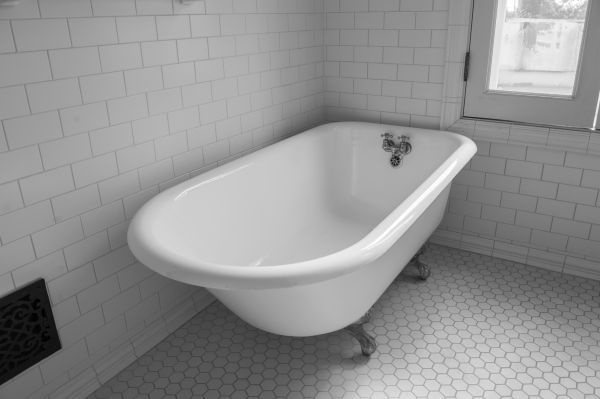 Cost of Cast Iron Tub Installation in Boston
