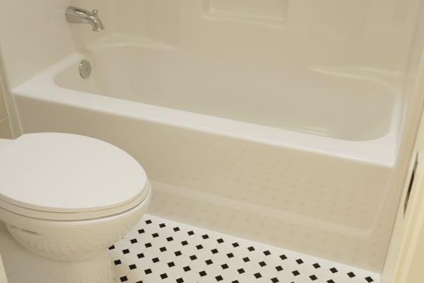 Cost of Fiberglass Tub Replacement in Boston